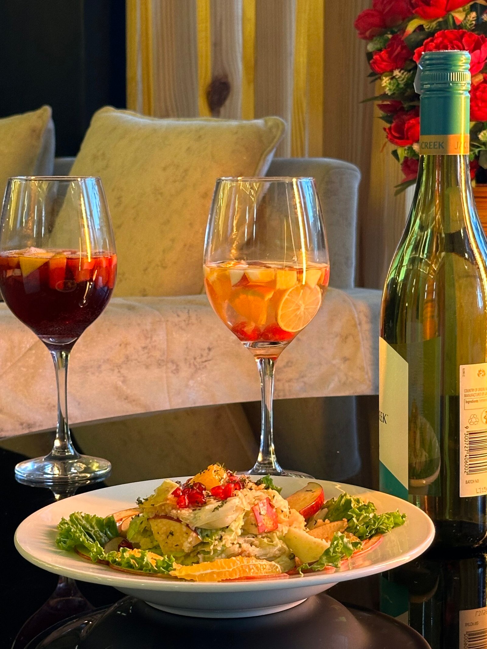 cafe and bar in mussoorie road