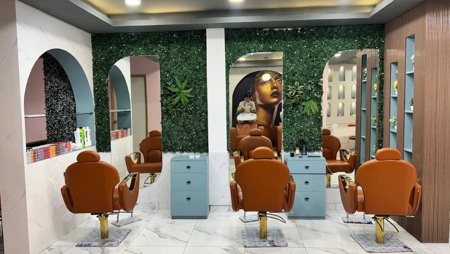 London Salon in Dehradun 
