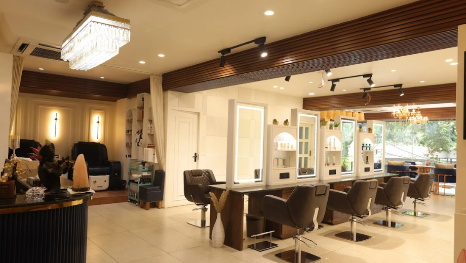 Yt Studio, Best Unisex salon in Dehradun 